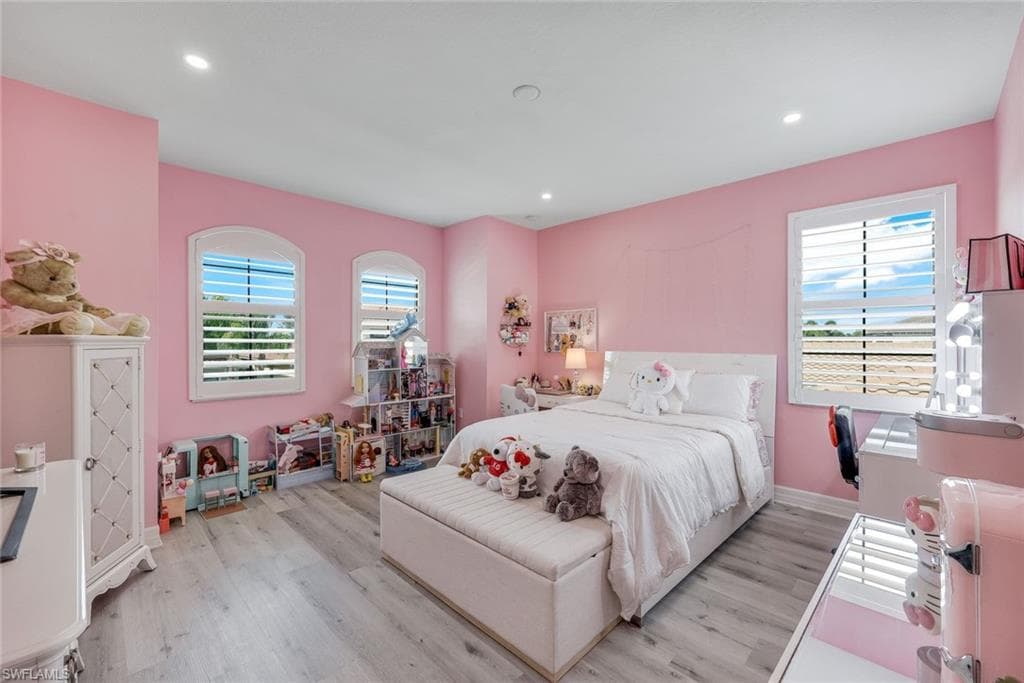 2927 Cinnamon Bay Cir, Naples, FL 34119-32
