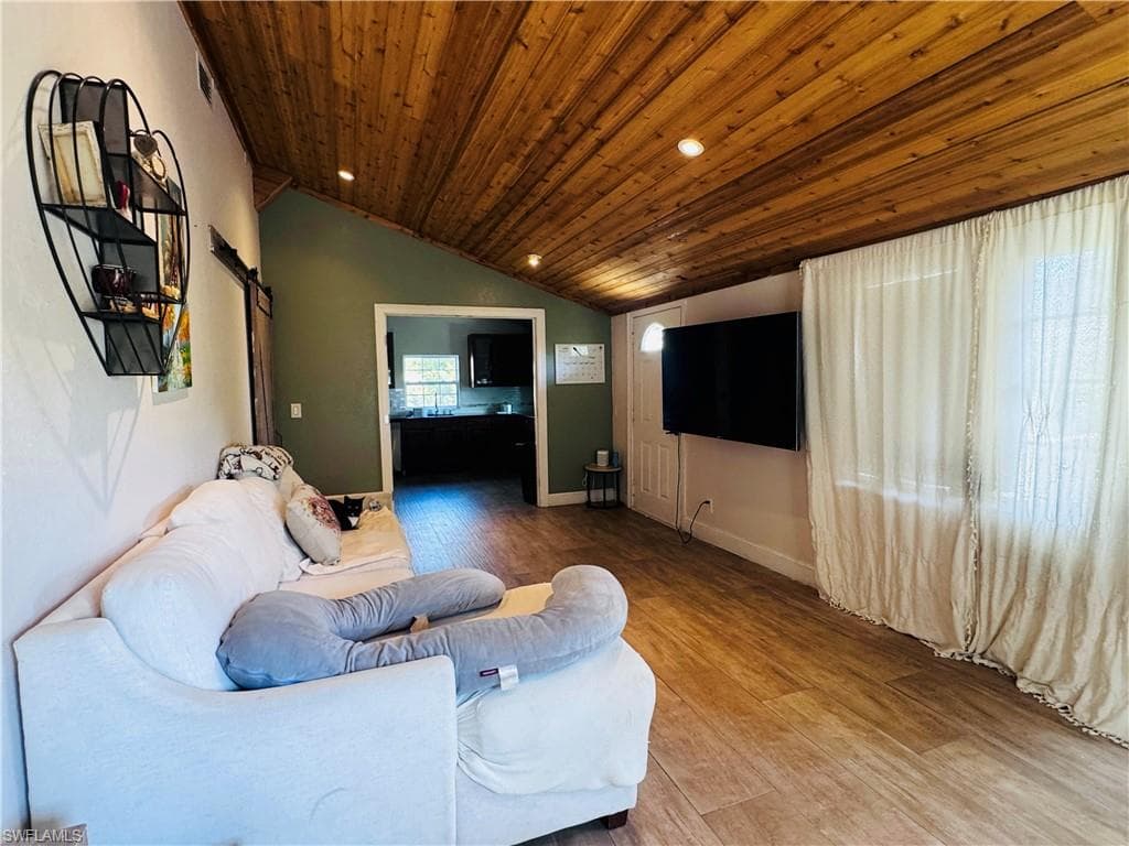 10190 Carolina St, Bonita Springs, FL 34135-15