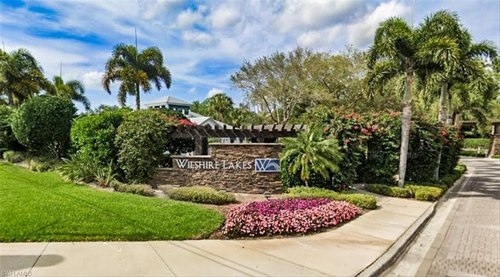 6235 Wilshire Pines Cir 1404, Naples, FL 34109-27