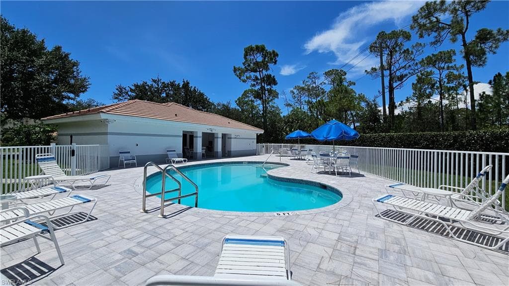 6235 Wilshire Pines Cir 1404, Naples, FL 34109-40