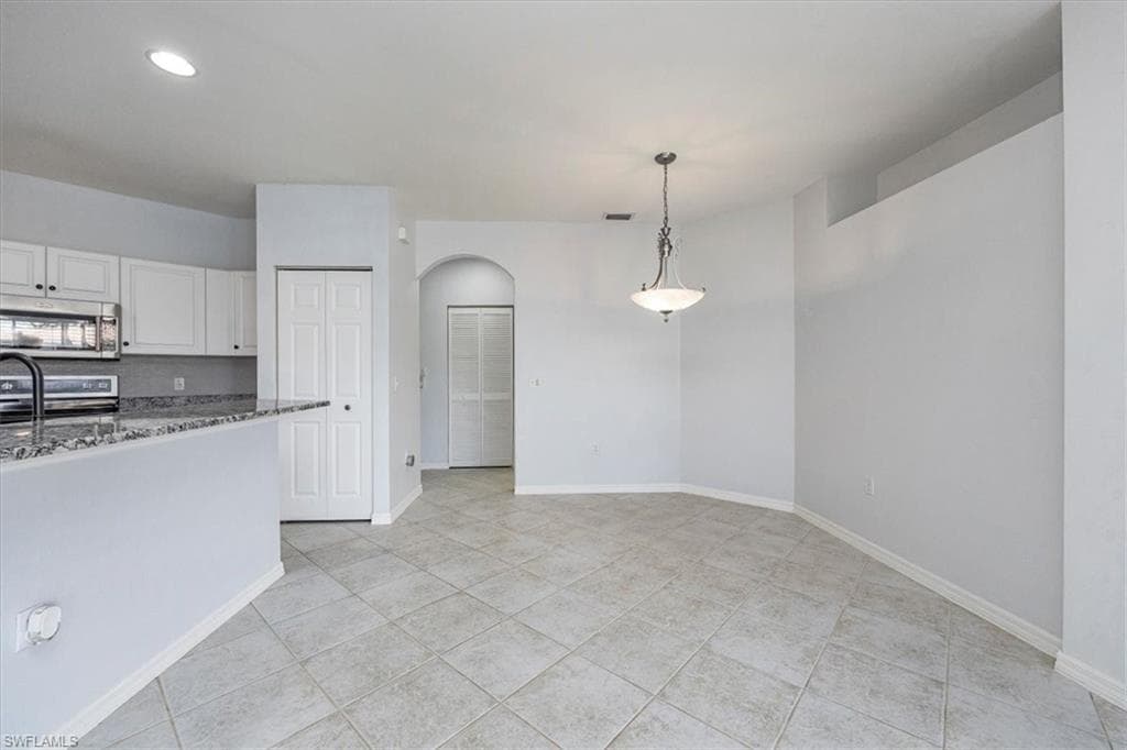 6235 Wilshire Pines Cir 1404, Naples, FL 34109-6