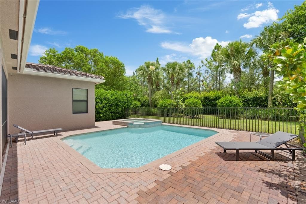 13750 Callisto Ave, Naples, FL 34109-28