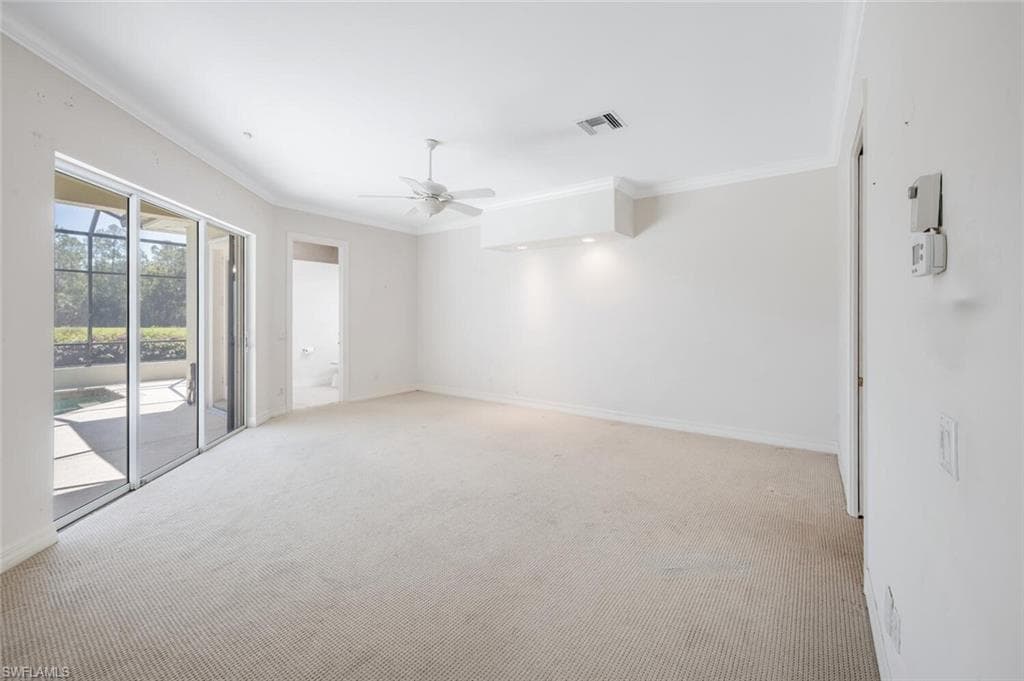 5072 Kensington High St, Naples, FL 34105-18