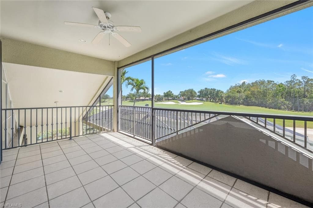 5072 Kensington High St, Naples, FL 34105-27