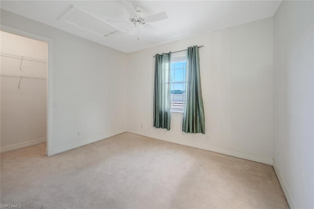 5072 Kensington High St, Naples, FL 34105-31