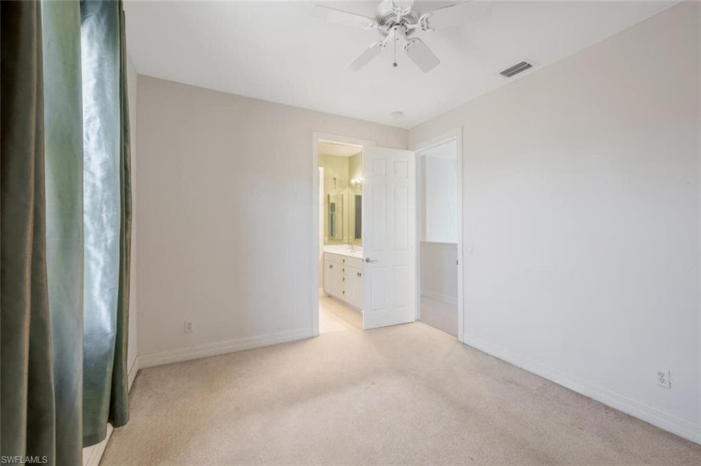 5072 Kensington High St, Naples, FL 34105-32