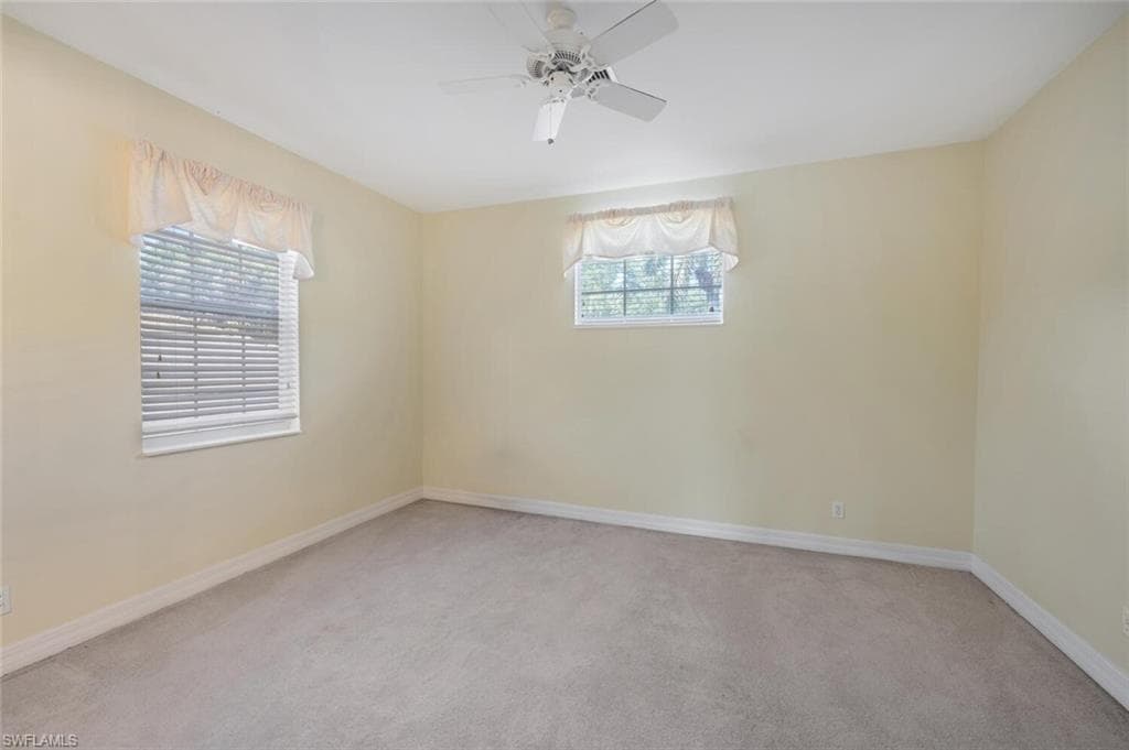 5072 Kensington High St, Naples, FL 34105-34