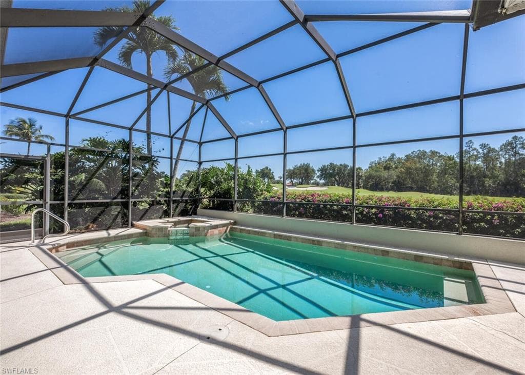 5072 Kensington High St, Naples, FL 34105-42