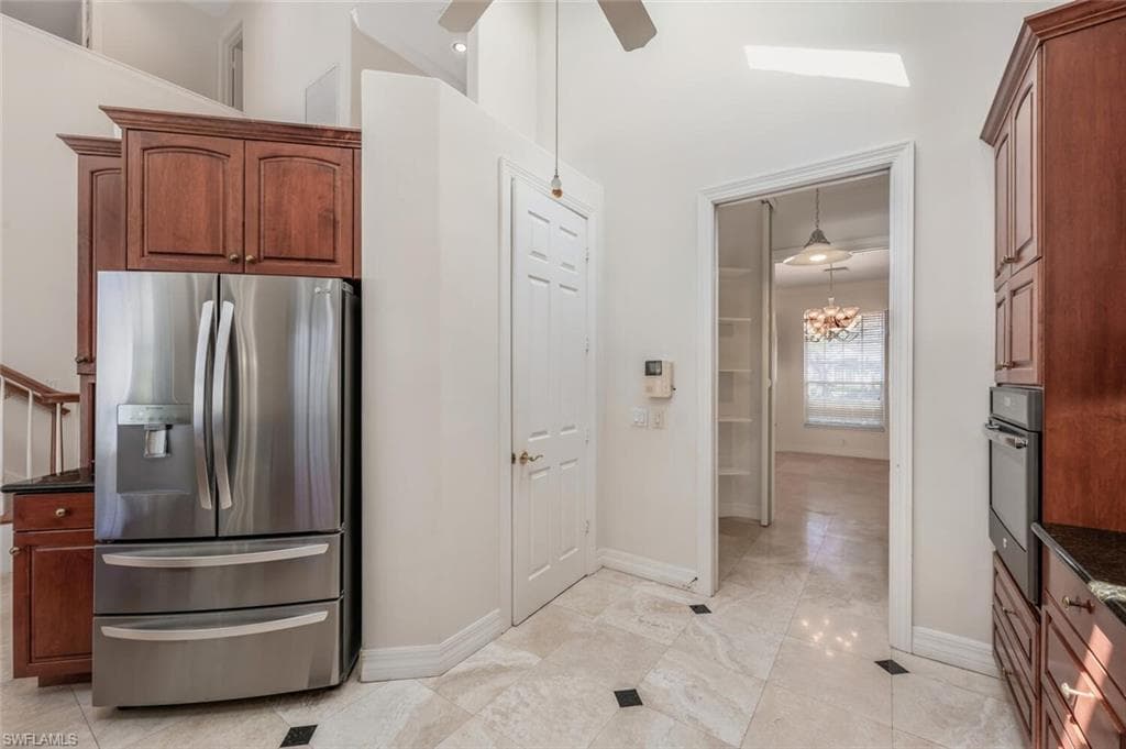 5072 Kensington High St, Naples, FL 34105-7