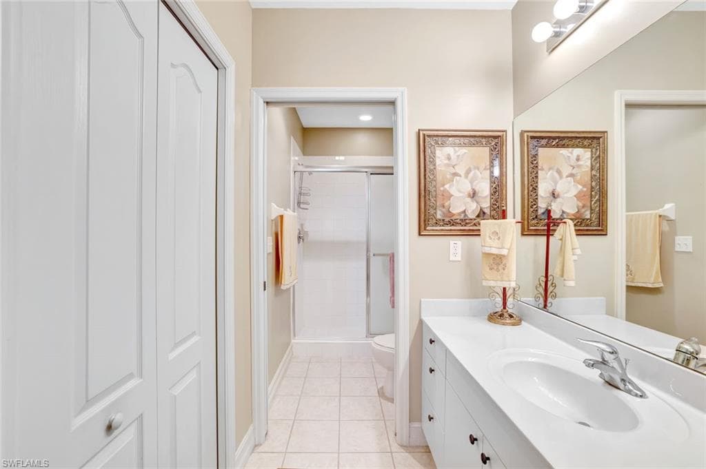 7835 Regal Heron Cir 305, Naples, FL 34104-15