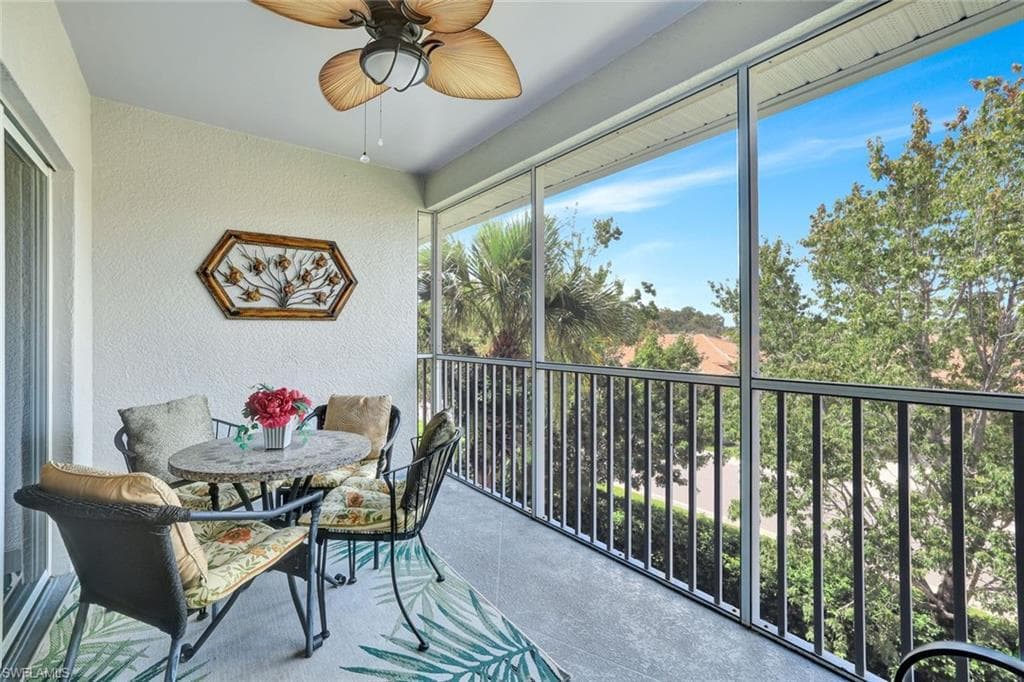 7835 Regal Heron Cir 305, Naples, FL 34104-2