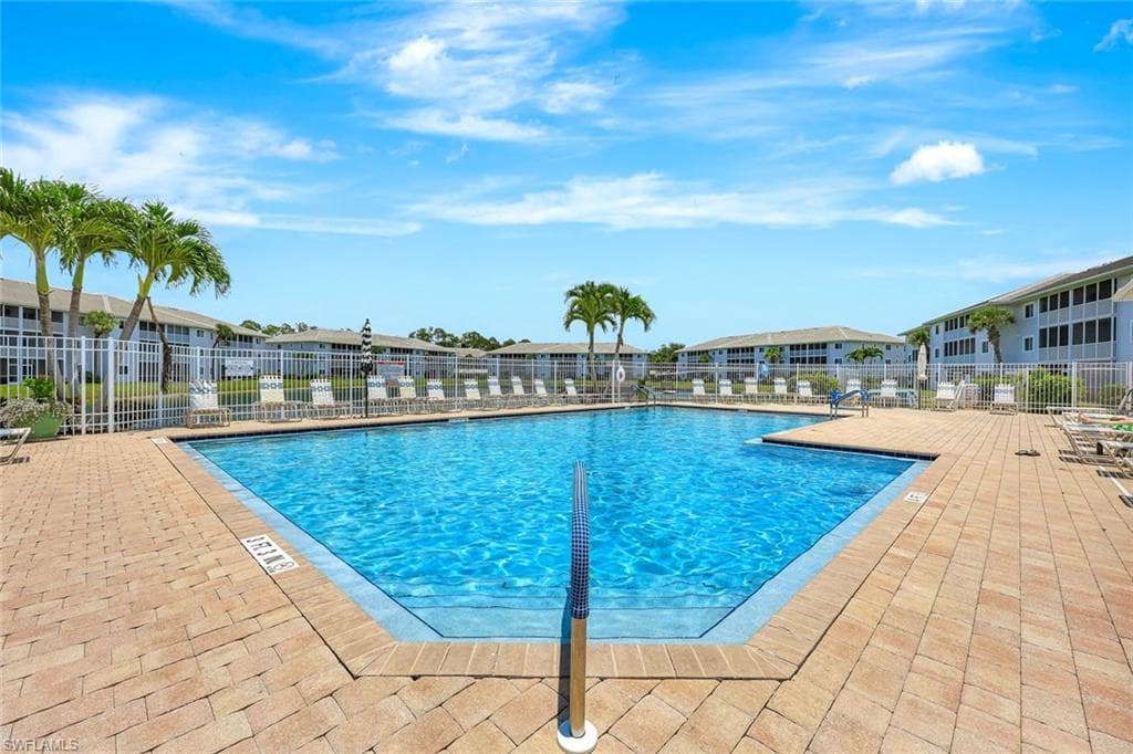 7835 Regal Heron Cir 305, Naples, FL 34104-5