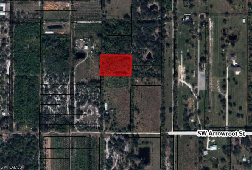 1 Arrowroot St, Indiantown, FL 34956-5