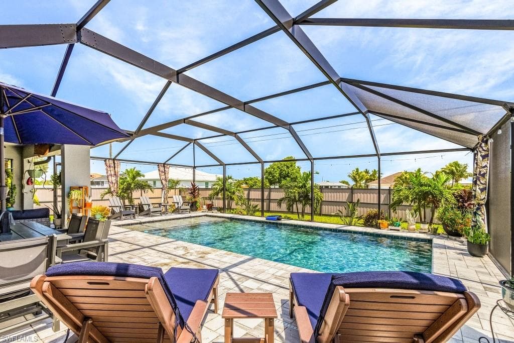 539 13th St, Cape Coral, FL 33993-22