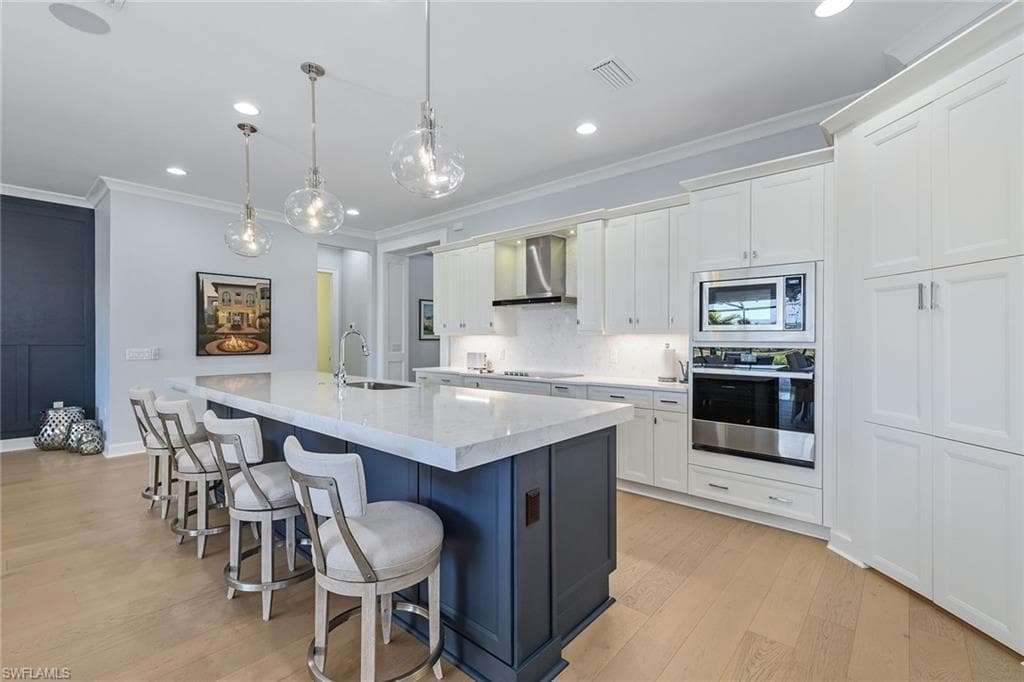 8778 Calypso Ct, Naples, FL 34112-10