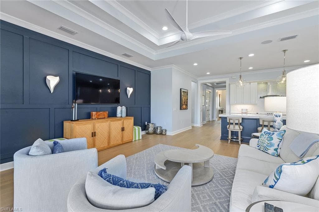 8778 Calypso Ct, Naples, FL 34112-4