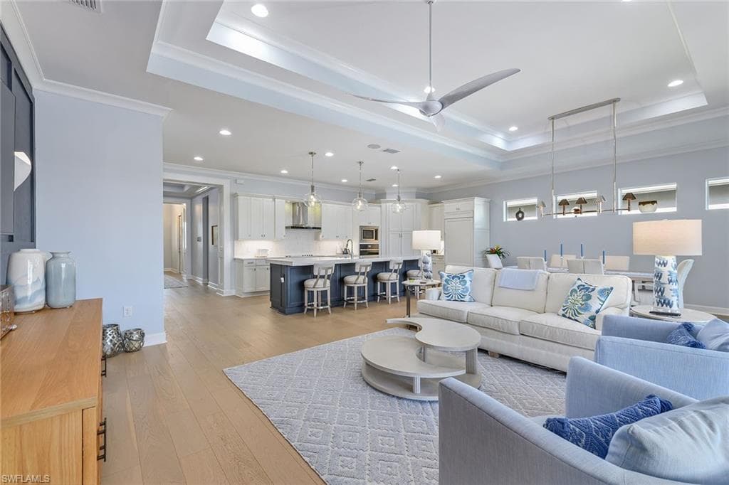 8778 Calypso Ct, Naples, FL 34112-5