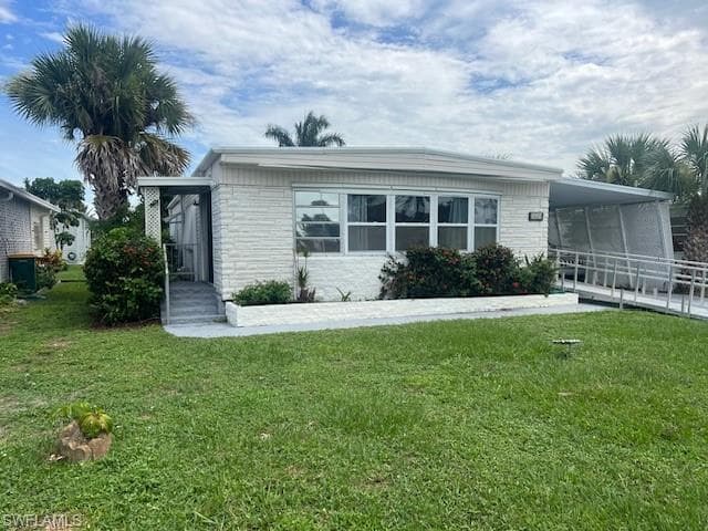 519 Riviera Blvd E, Naples, FL 34112-4