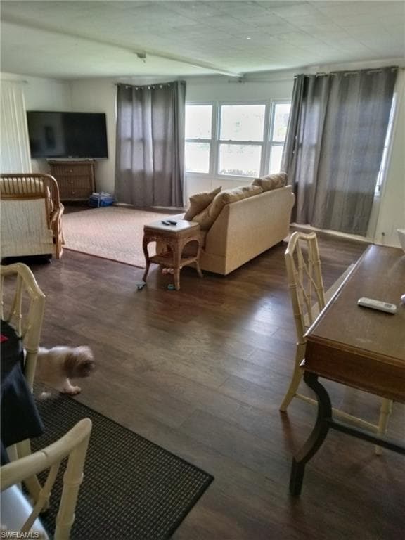 519 Riviera Blvd E, Naples, FL 34112-5