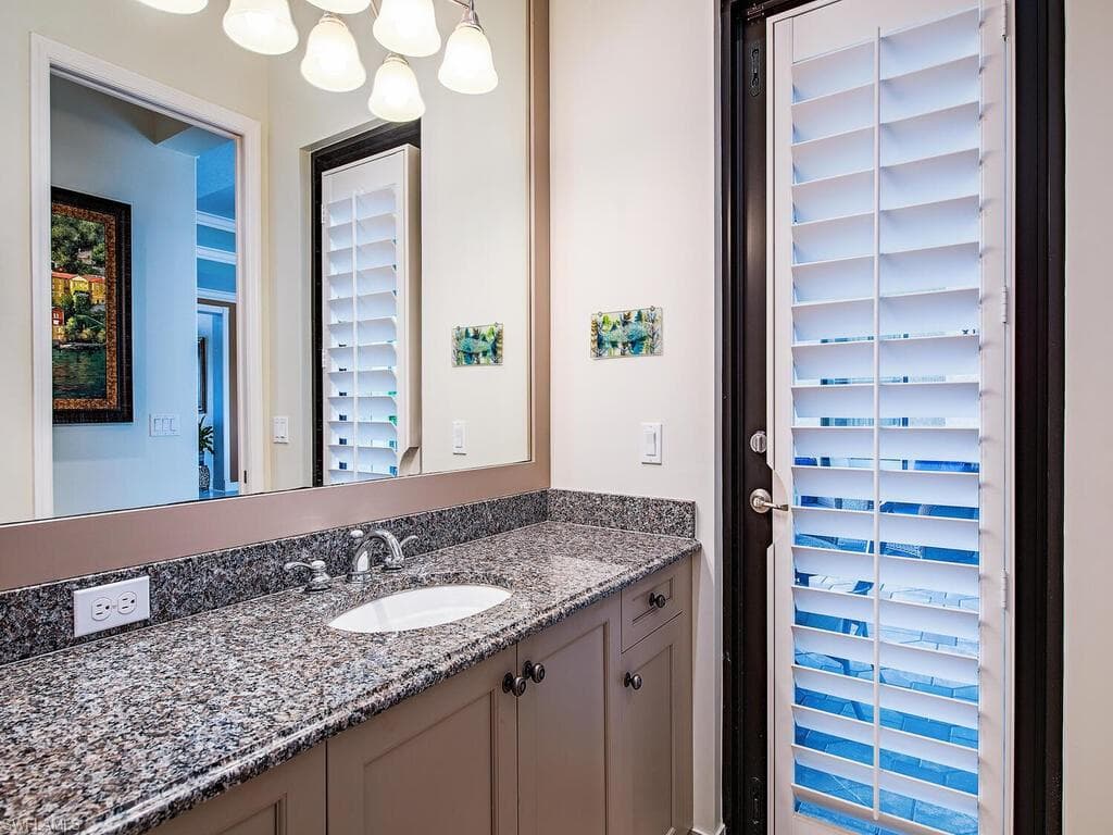 2975 Cinnamon Bay Cir, Naples, FL 34119-22