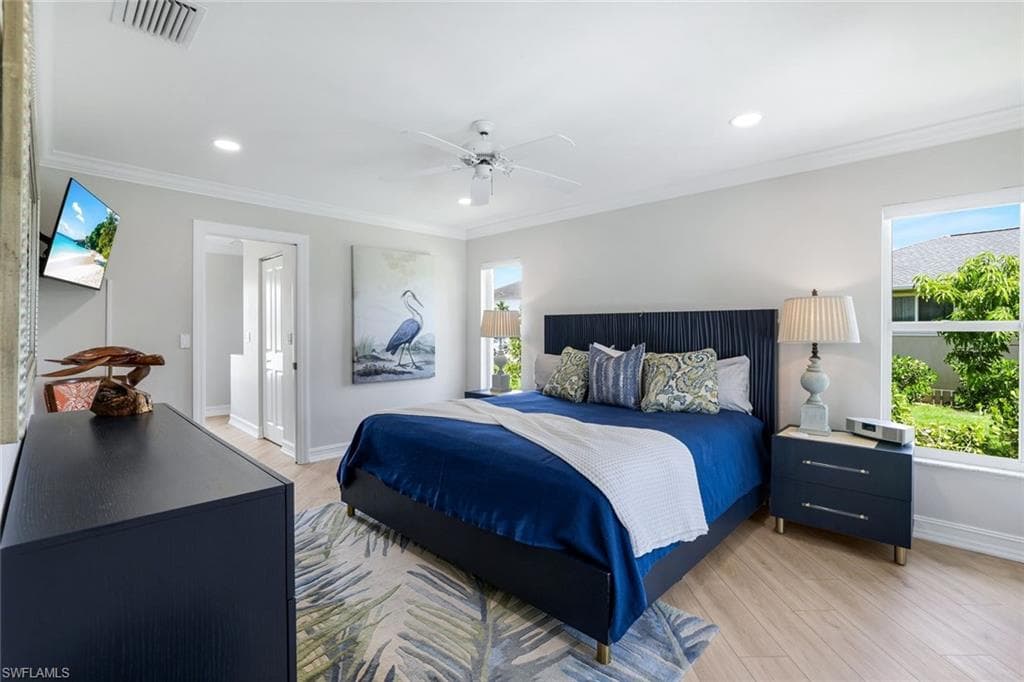 711 Tigertail Ct, Marco Island, FL 34145-17
