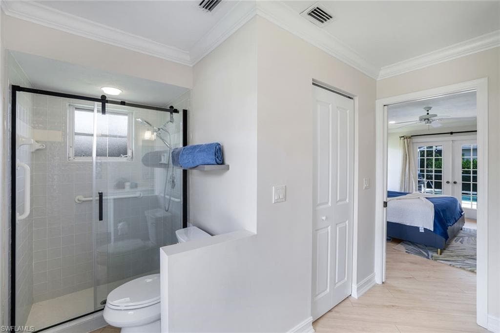 711 Tigertail Ct, Marco Island, FL 34145-19