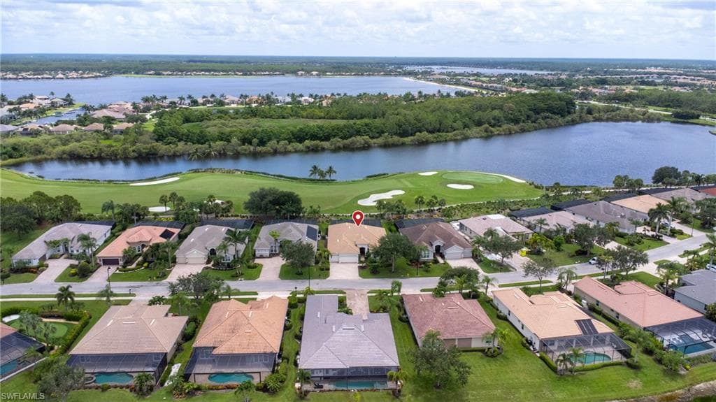 9755 Nickel Ridge Cir, Naples, FL 34120-2