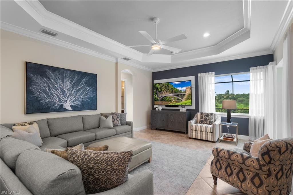 9755 Nickel Ridge Cir, Naples, FL 34120-7