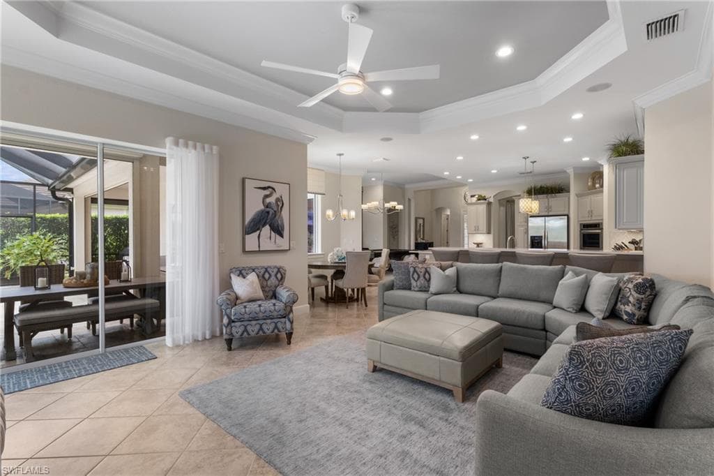 9755 Nickel Ridge Cir, Naples, FL 34120-8