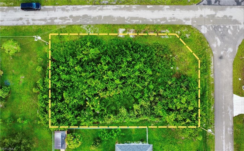 3200 14th St W, Lehigh Acres, FL 33971-5