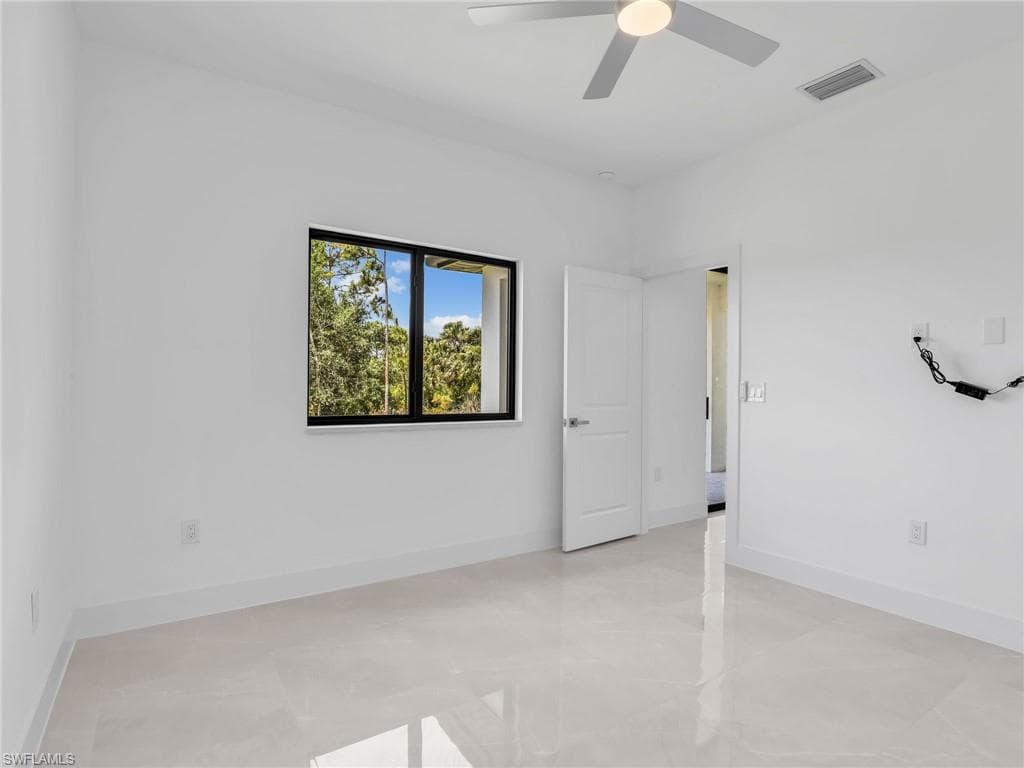 2811 Cerito Ave N, Lehigh Acres, FL 33971-14