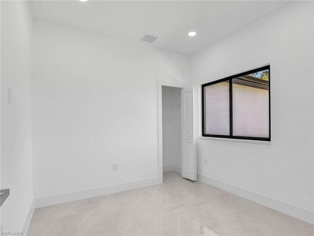 2811 Cerito Ave N, Lehigh Acres, FL 33971-19