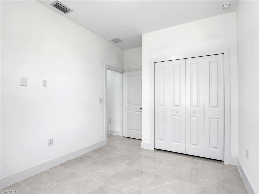 2811 Cerito Ave N, Lehigh Acres, FL 33971-23