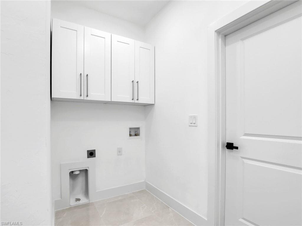 2811 Cerito Ave N, Lehigh Acres, FL 33971-25