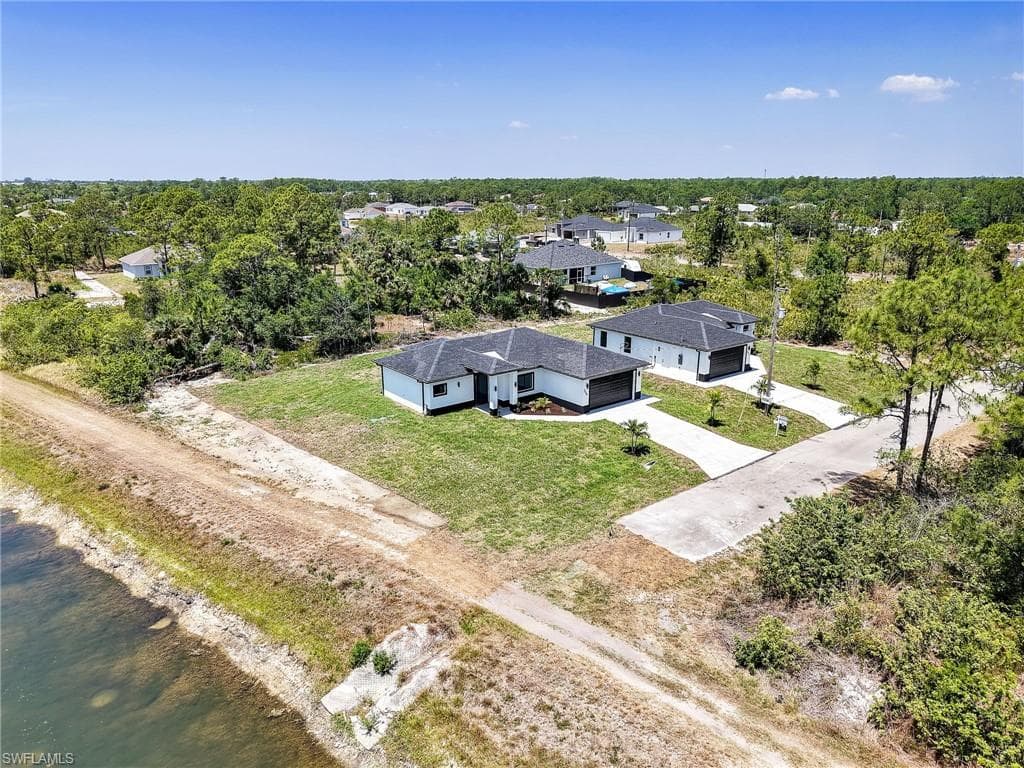 2811 Cerito Ave N, Lehigh Acres, FL 33971-32