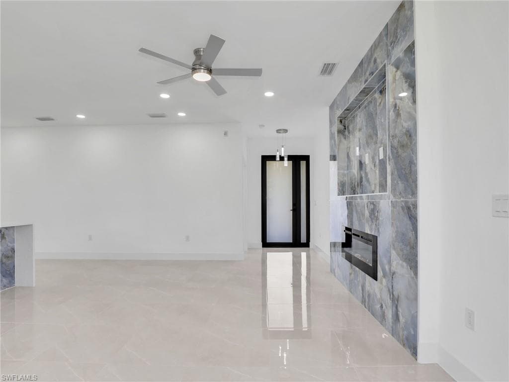 2811 Cerito Ave N, Lehigh Acres, FL 33971-4