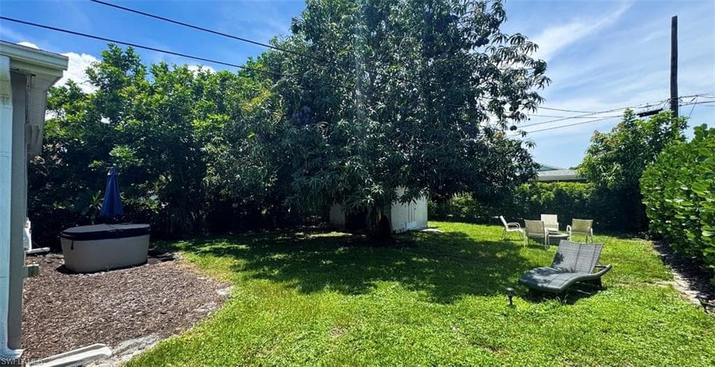 744 96th Ave N, Naples, FL 34108-13