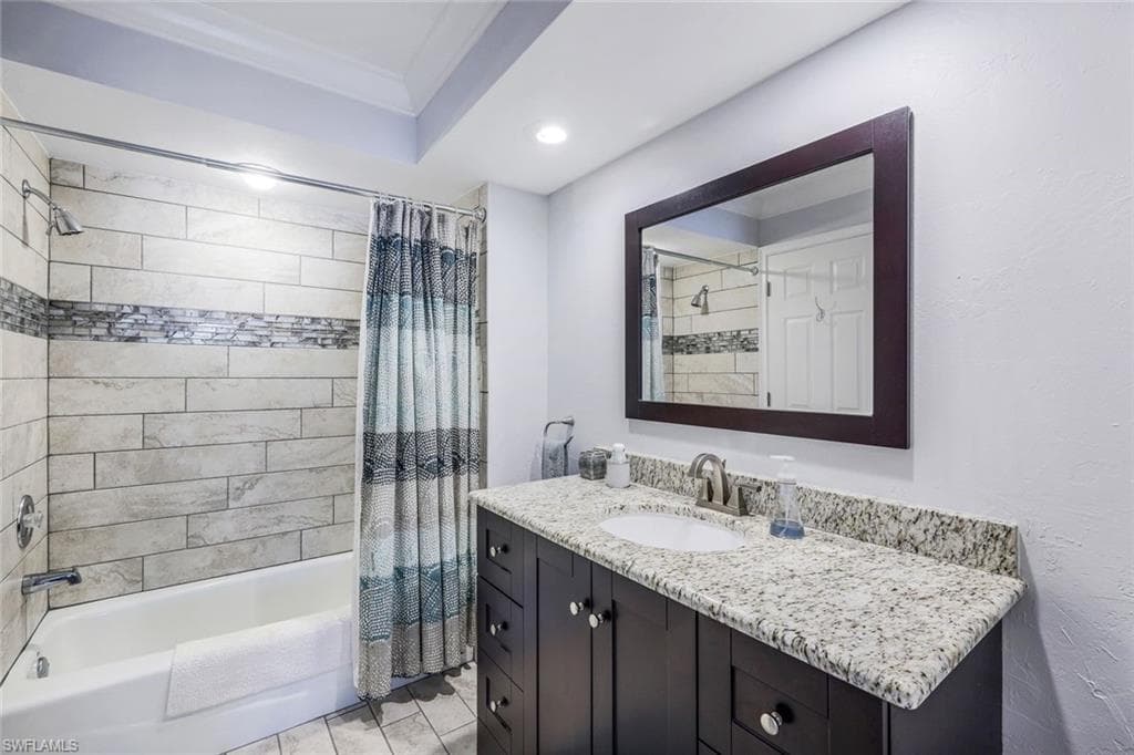 11686 Quail Village Way, Naples, FL 34119-11