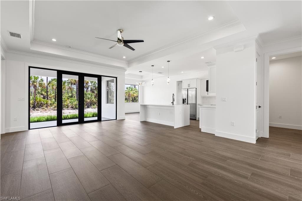 3439 14th Ave SE, Naples, FL 34117-6