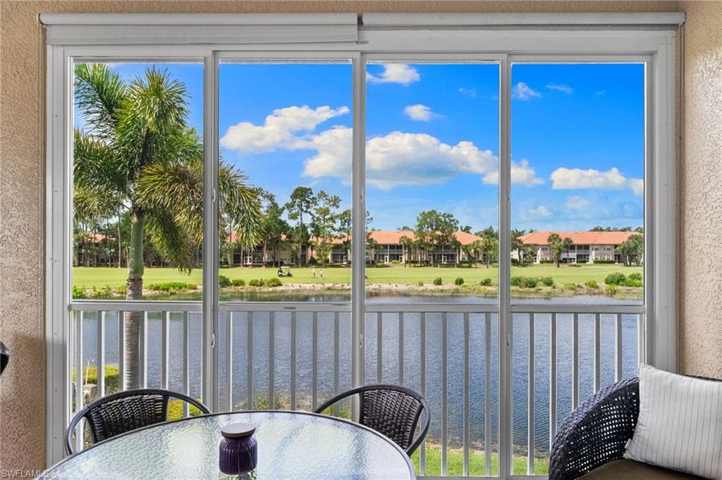 3916 Forest Glen Blvd 201, Naples, FL 34114-23