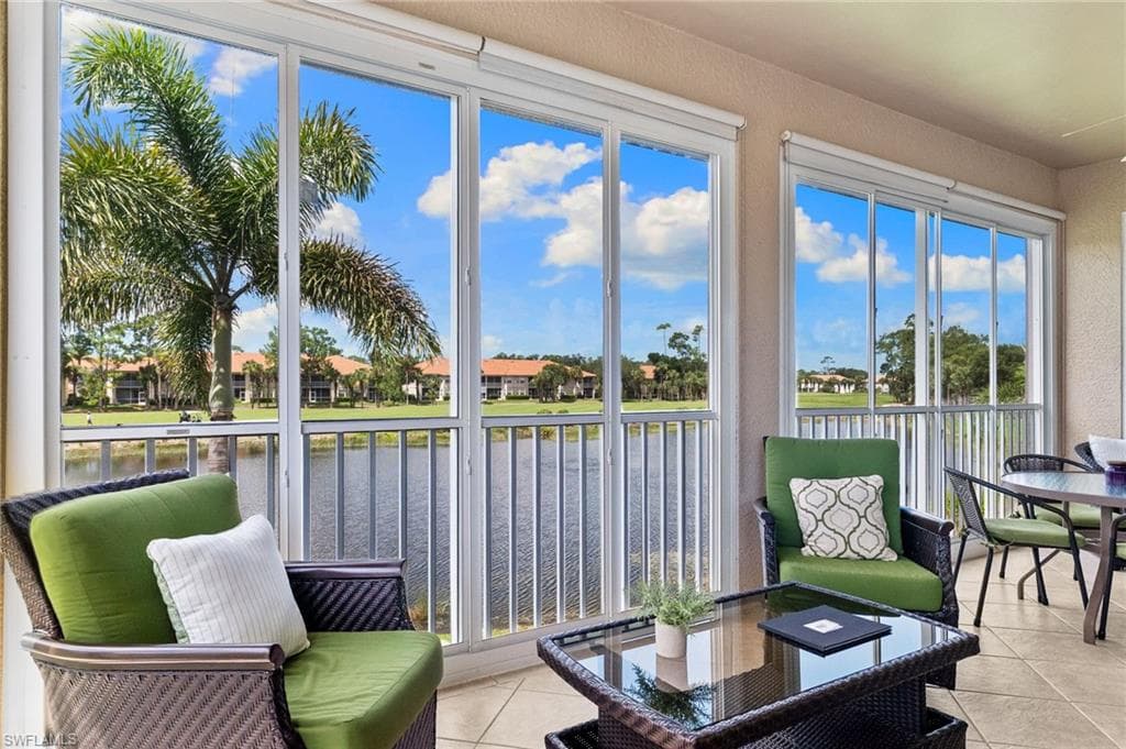 3916 Forest Glen Blvd 201, Naples, FL 34114-2