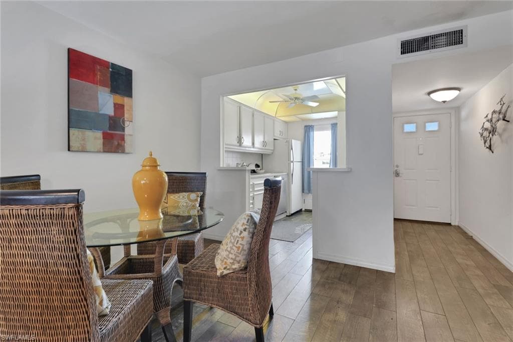 1021 3rd St S 306, Naples, FL 34102-12