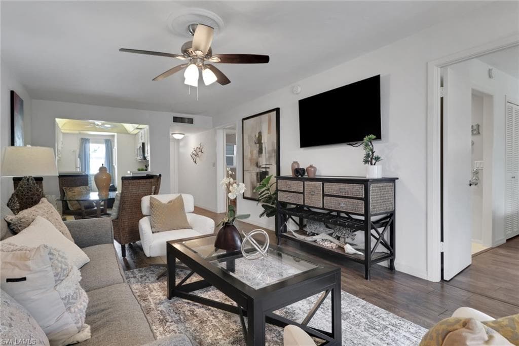1021 3rd St S 306, Naples, FL 34102-15
