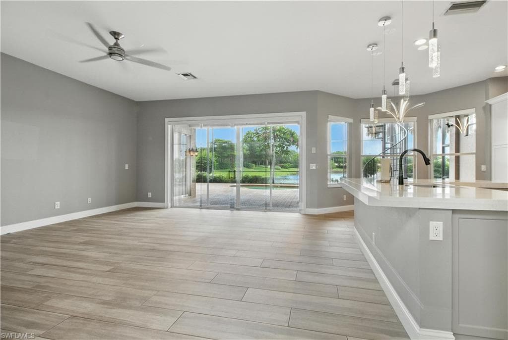 1479 Palma Blanca Ct, Naples, FL 34119-14