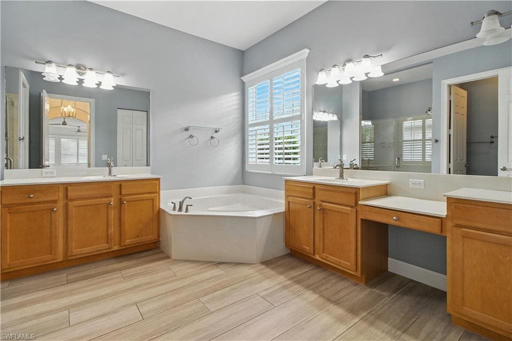 1479 Palma Blanca Ct, Naples, FL 34119-19