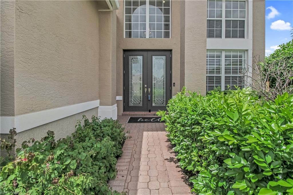 1479 Palma Blanca Ct, Naples, FL 34119-46