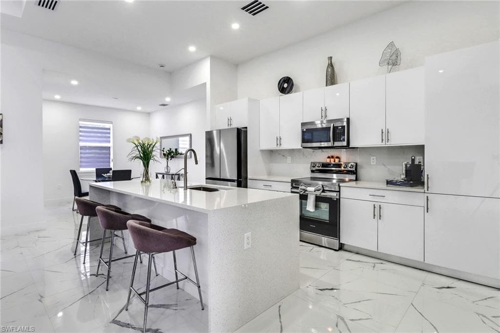 3835 39th Ave NE, Naples, FL 34120-10