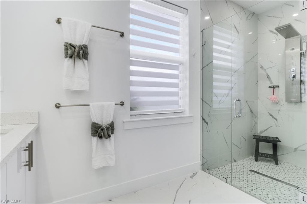 3835 39th Ave NE, Naples, FL 34120-17