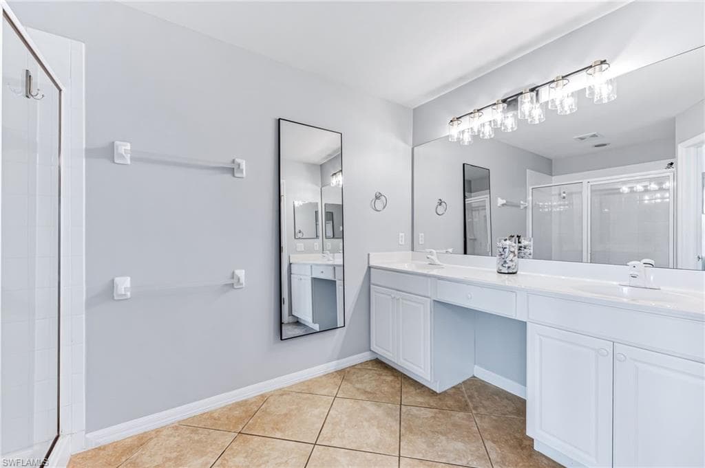 960 Hampton Cir 80, Naples, FL 34105-16