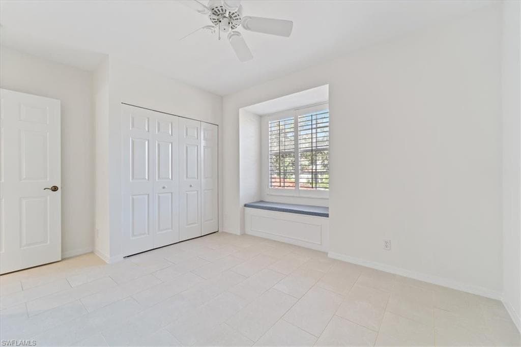 1580 Clermont Dr L202, Naples, FL 34109-23